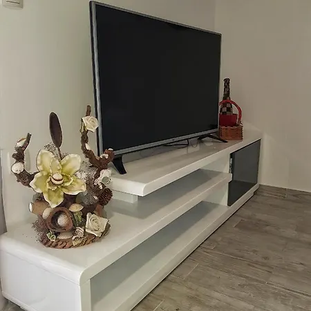 Apartman Nela Apartment