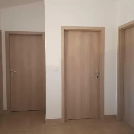 Apartman Nela *